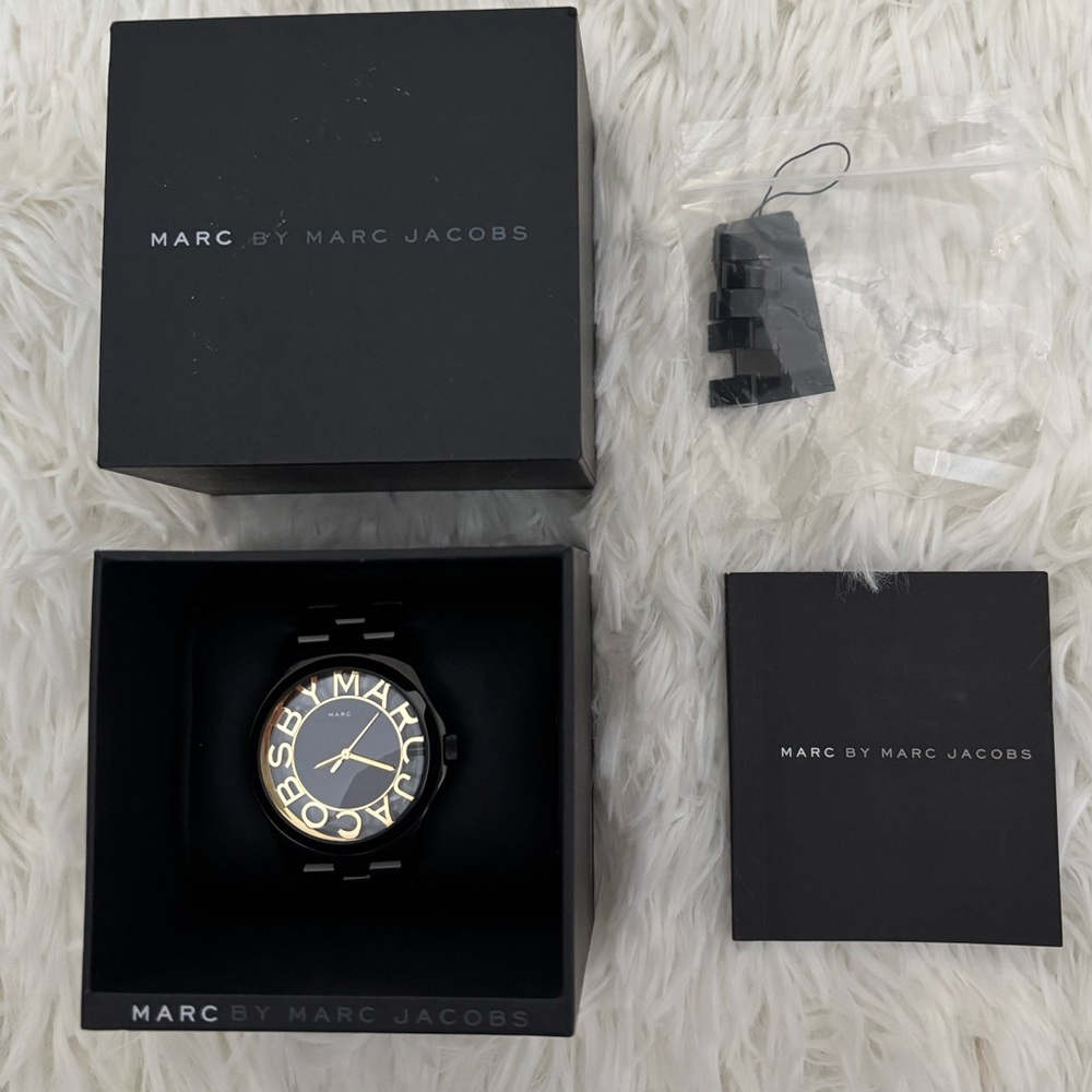 Marc by Marc Jacobs Henry Skeleton MBM3255 Watch - Picture 3 of 3